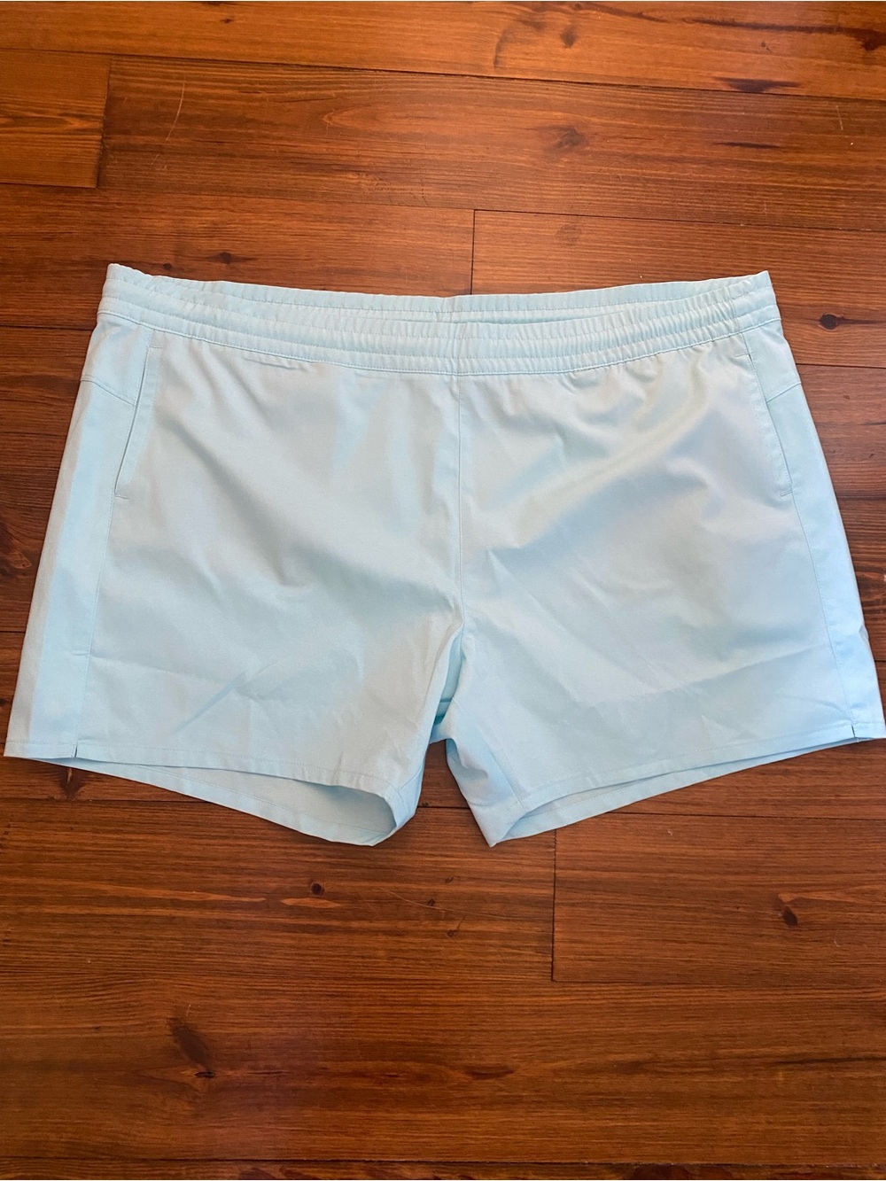 Eddie Bauer Women’s Marina Amphib Shorts Lagoon Aqua Blue 5” inseam NWT Size XXL